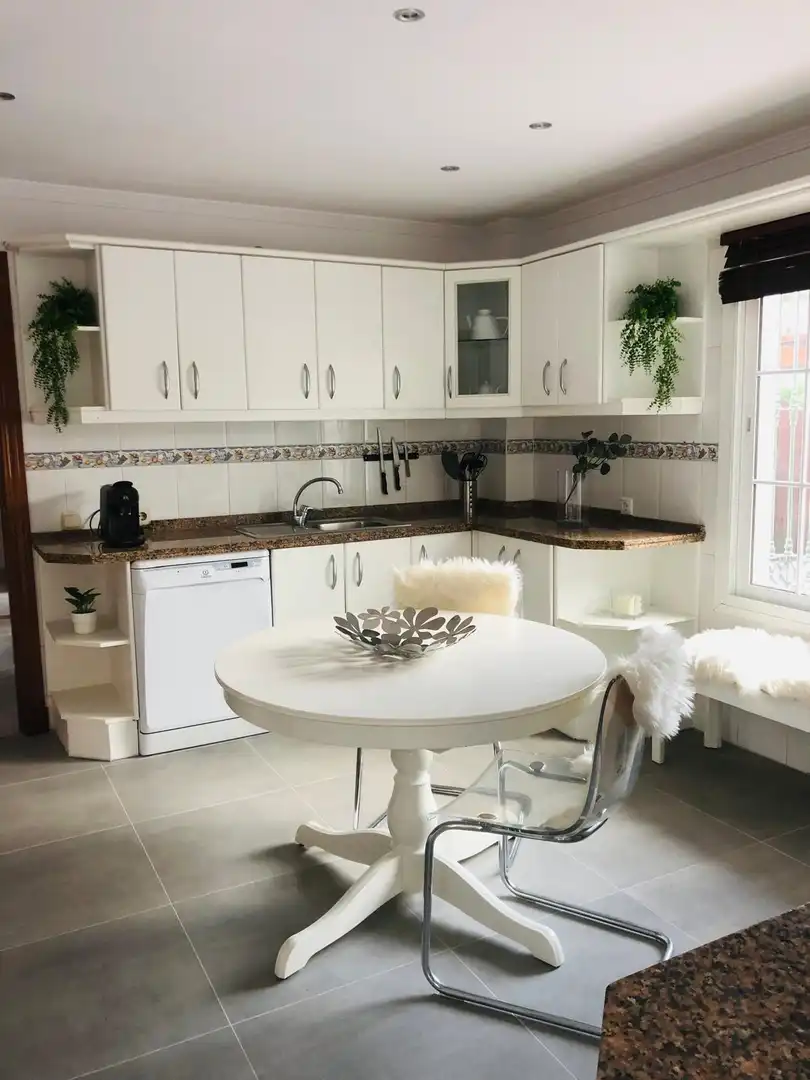 Kitchen of Houses for rent in Marbella  with Air Conditioner, Private garden and Terrace
