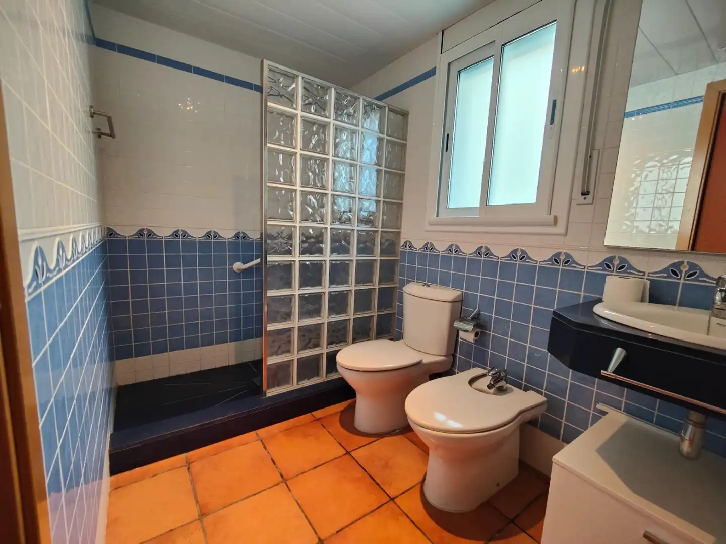 Bathroom of Apartments for sale in Alcanar  with Air Conditioner, Private garden and Terrace