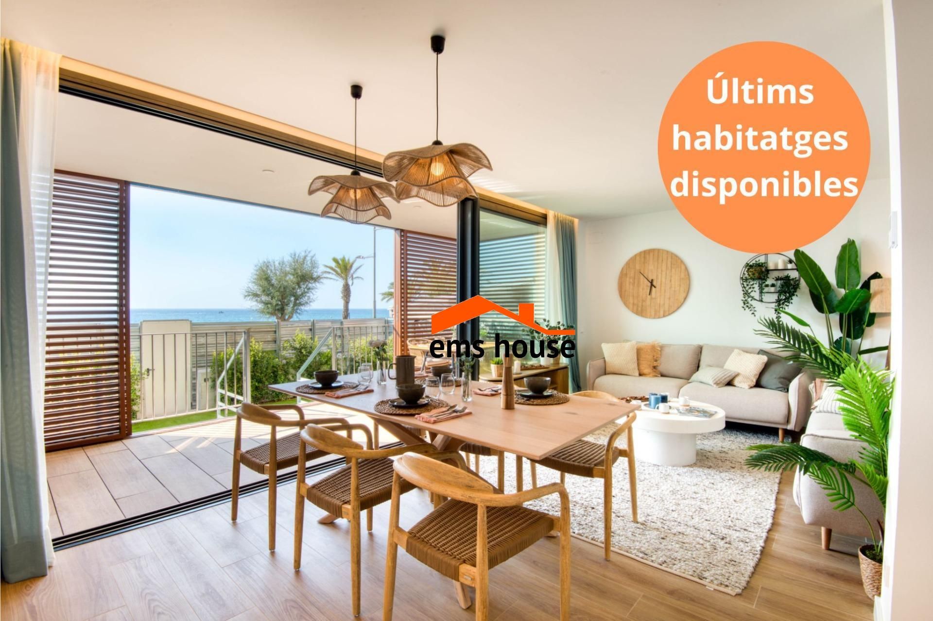 Sala de estar de Planta baja en venta en Calonge i Sant Antoni con Calefacción, Terraza y Trastero