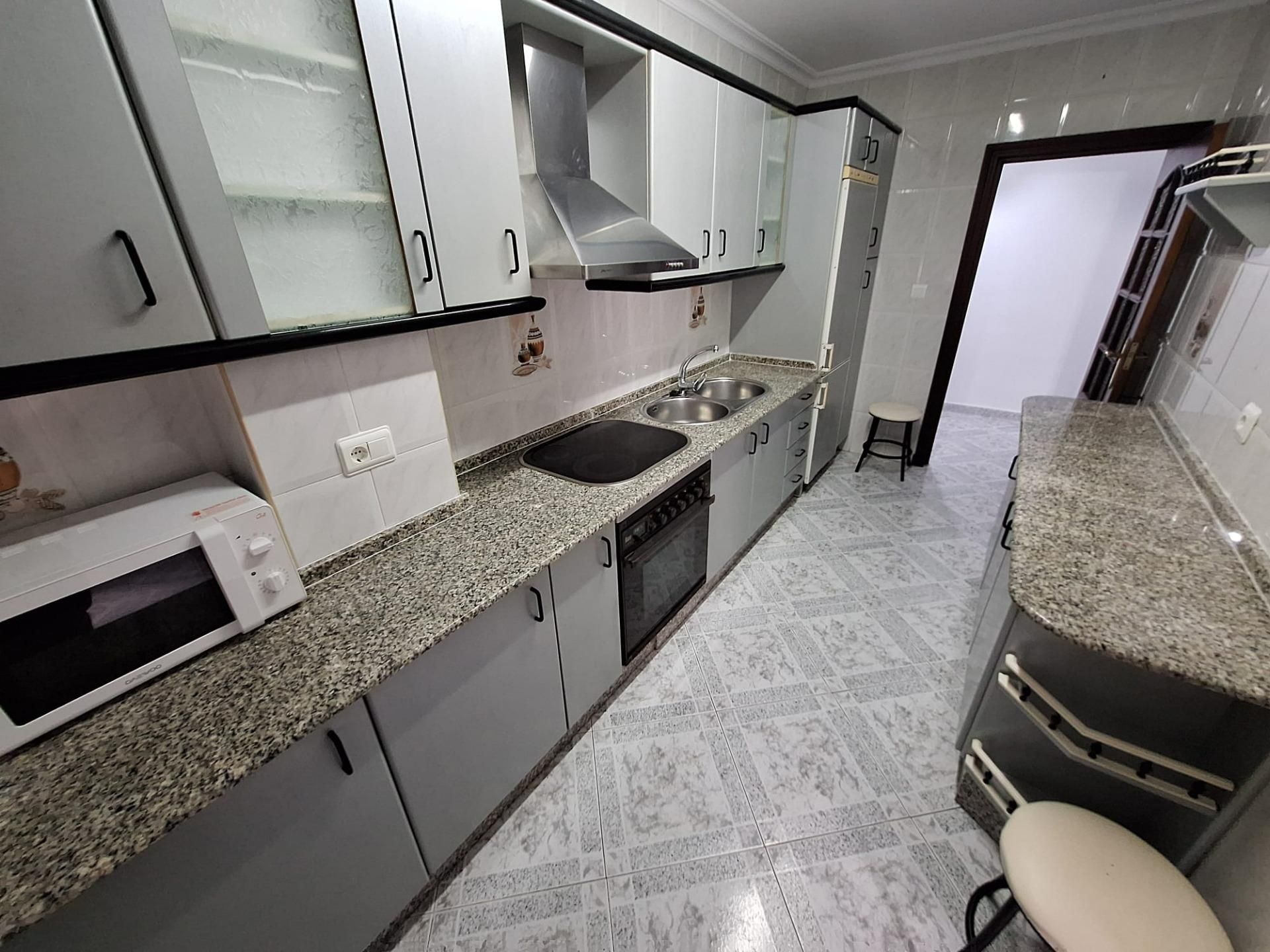Kitchen of Flat to rent in  Cádiz Capital  with Air Conditioner