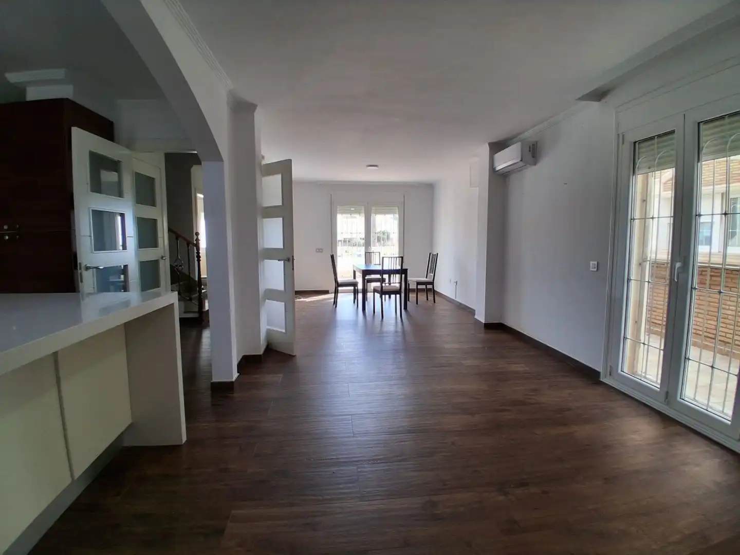 Esszimmer von Einfamilien-Reihenhaus zum Verkauf in Roquetas de Mar