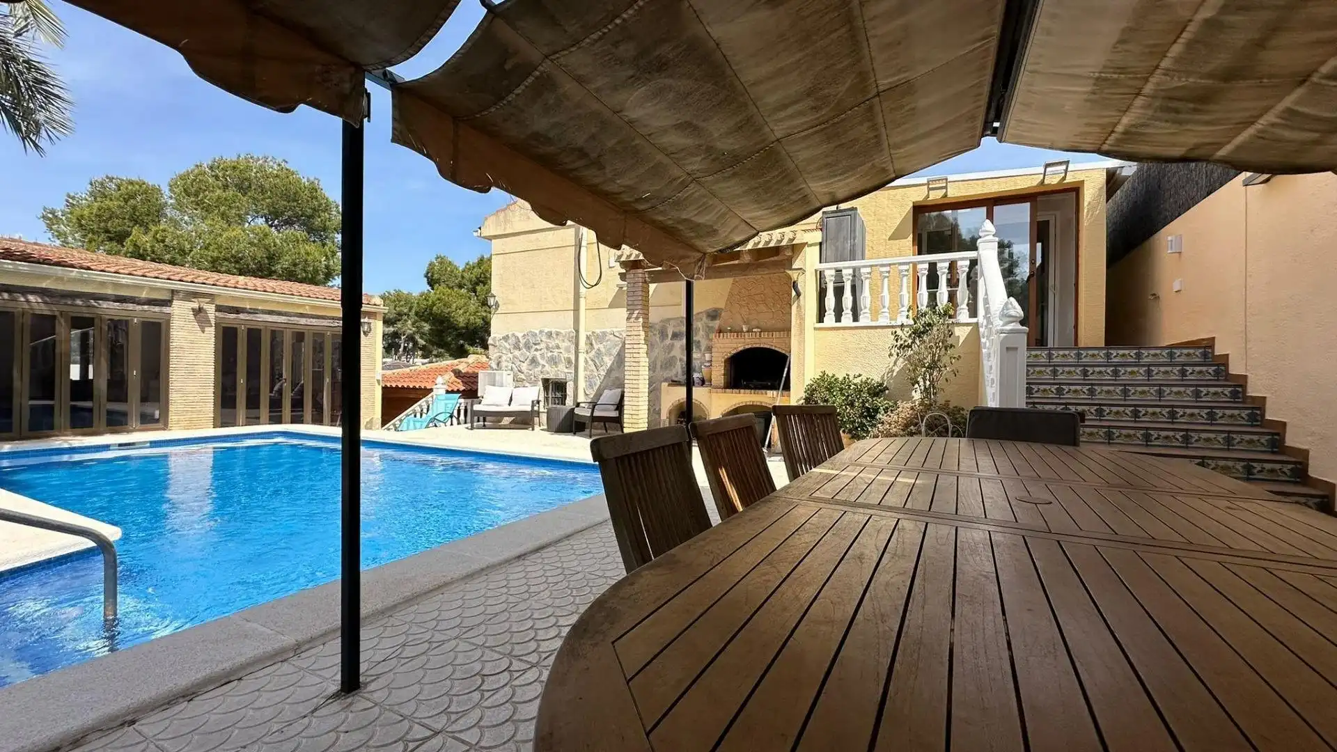 Terraza de Casa o chalet en venta en Torrevieja con Calefacción, Jardín privado y Piscina