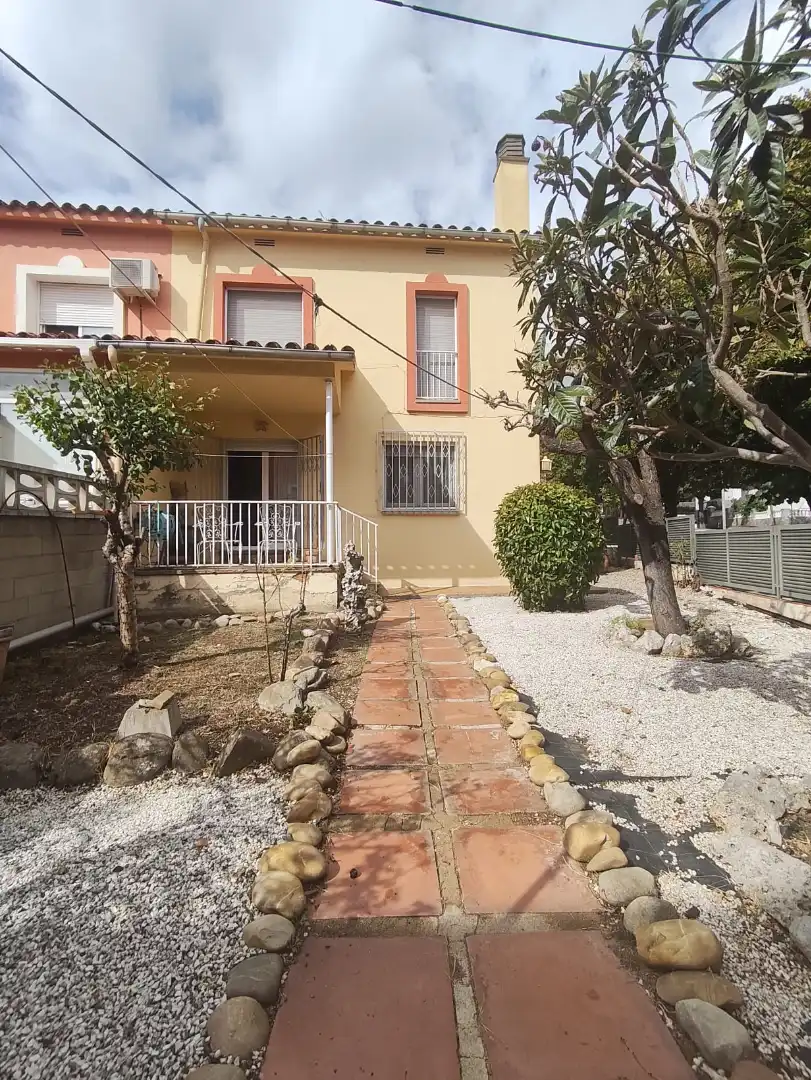 Casa adosada en venda a Lliçà de Vall
