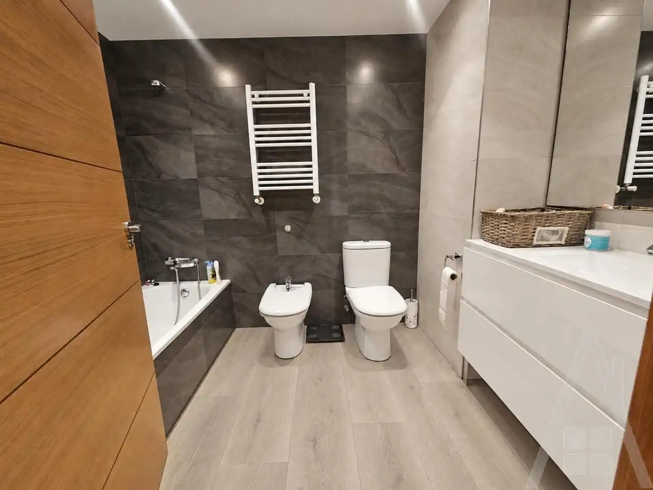Bathroom of Flat for sale in Etxebarri, Bizkaia
