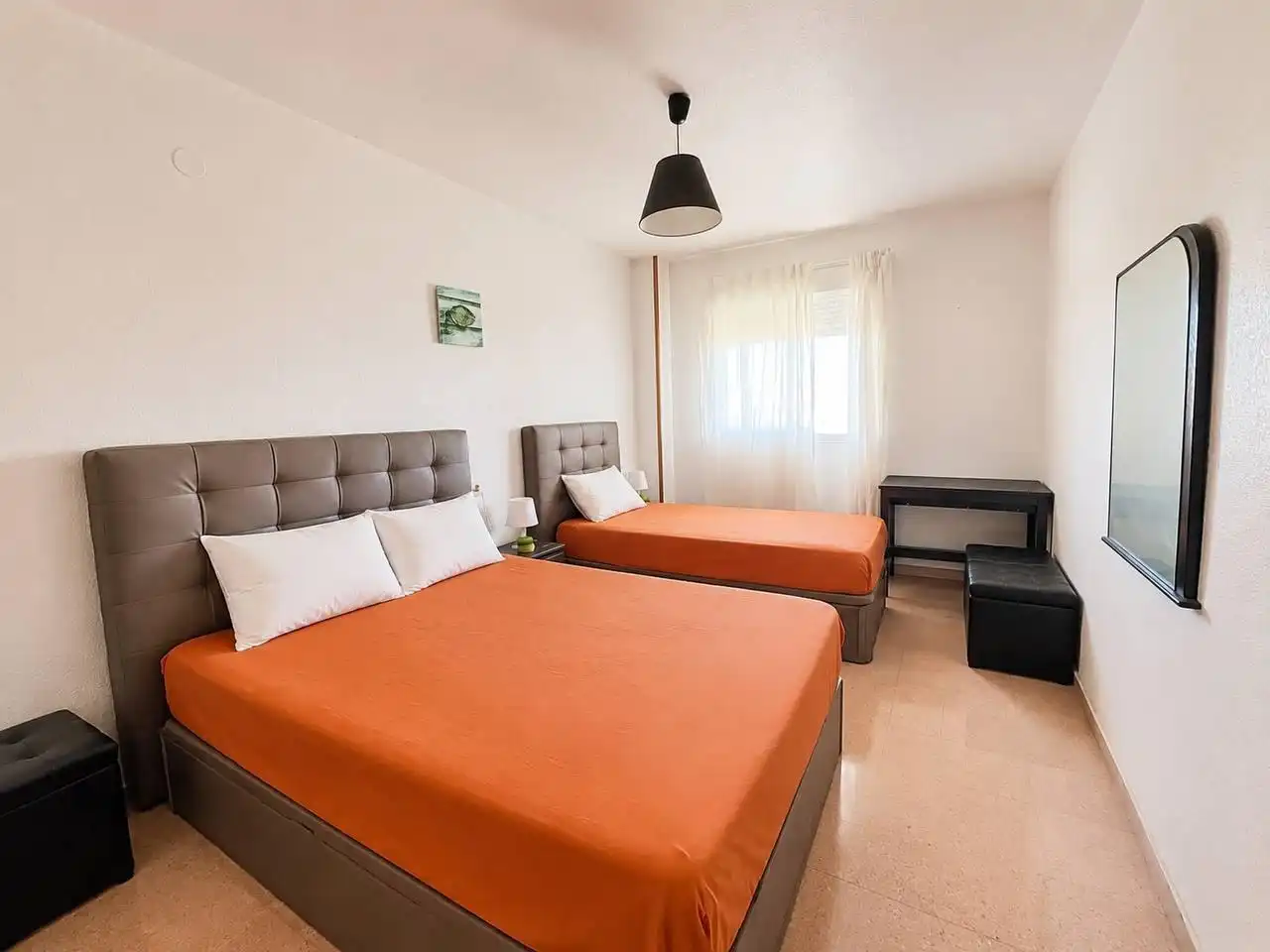 Habitación de Apartamento en venta en Alicante / Alacant con Aire acondicionado, Calefacción y Trastero