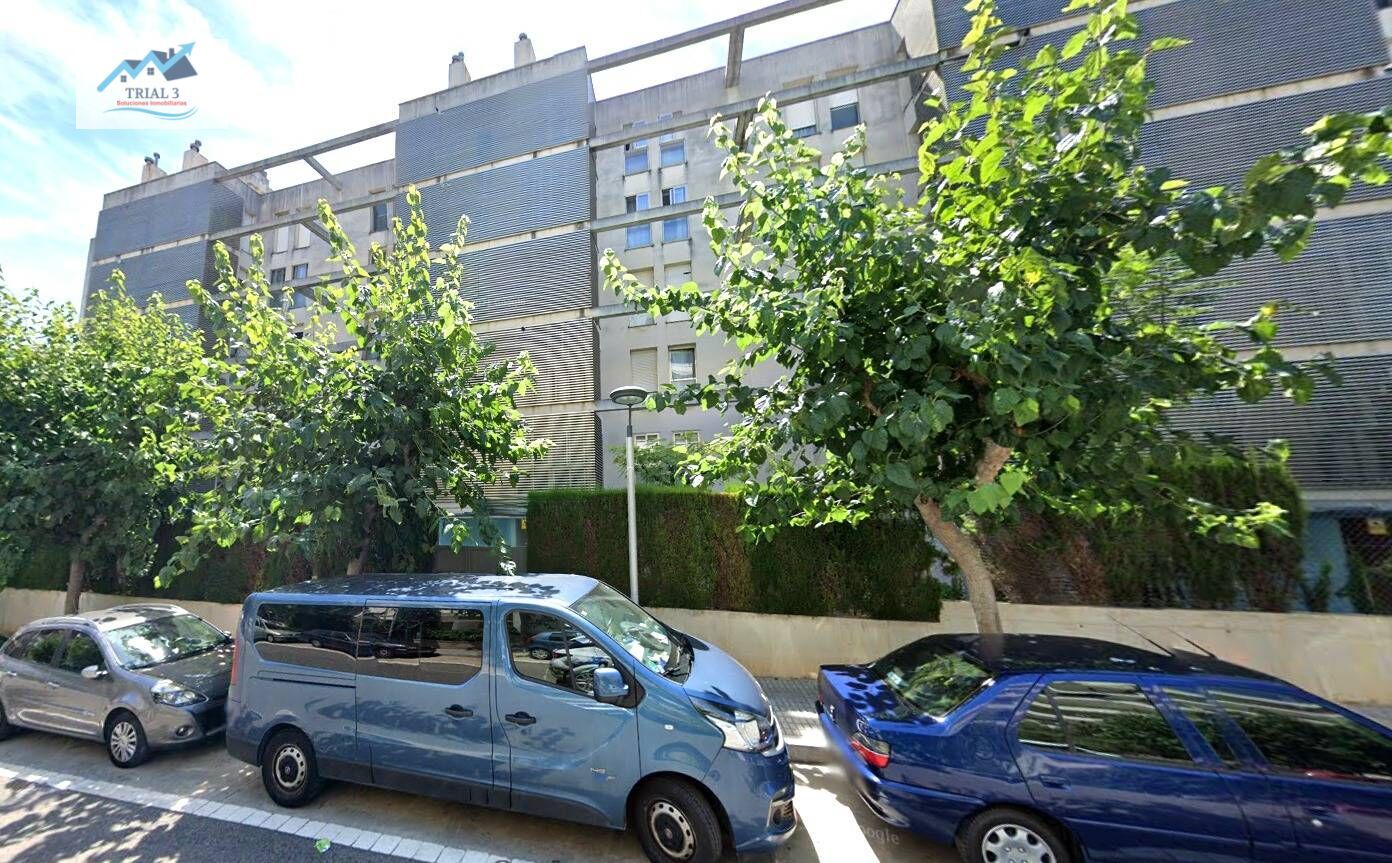Vista exterior de Pis en venda en Salou amb Jardí privat, Terrassa i Piscina comunitària