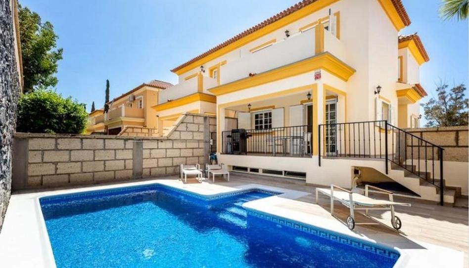 Foto 1 de Casa adosada en venda a Playa Fañabé Alto, Santa Cruz de Tenerife