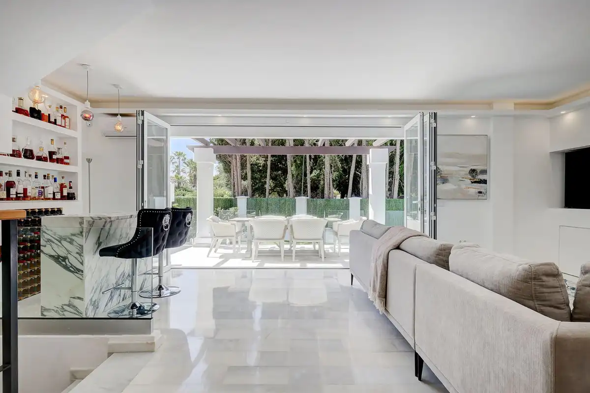 Reihenhaus mit Pool zum Verkauf in Estepona,Centro,Avenida Juan Carlos I, imagen 16