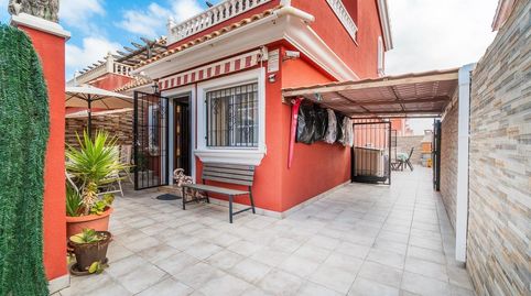 Foto 4 de Casa o chalet en venta en Calle Ebro, Los Almendros, Orihuela