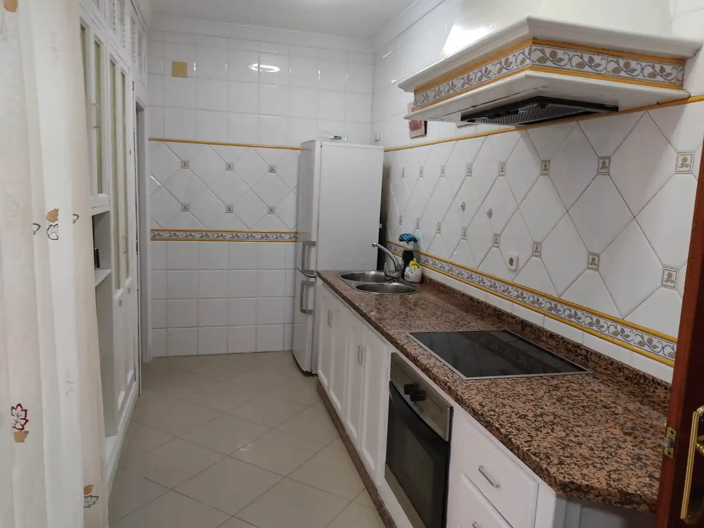Cuina de Casa o xalet en venda en Utrera Ciudad 