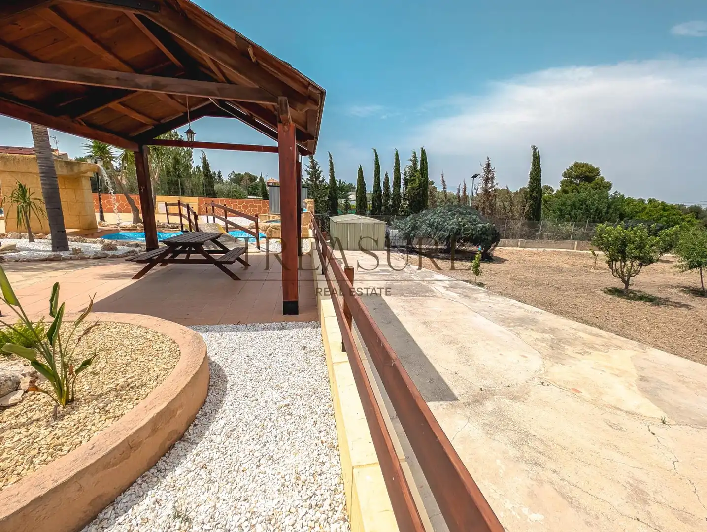 Vista exterior de Casa o chalet en venta en Molina de Segura con Trastero, Piscina y Amueblado