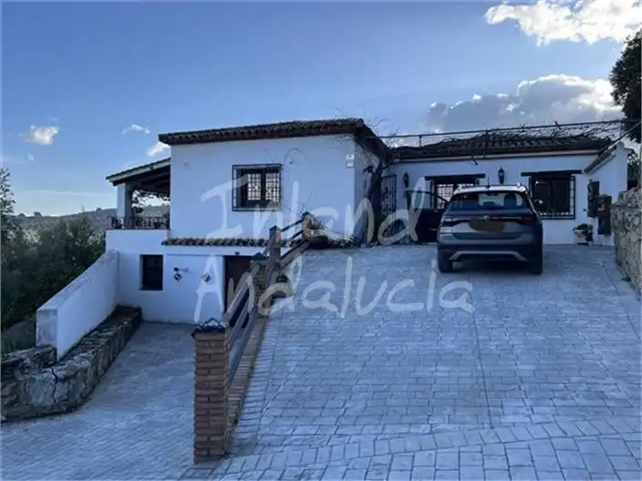 Casa rústica amb piscina en venda a Alcalá la Real, imagen 15