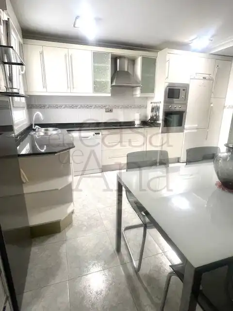 Cocina de Apartamento en venta en Bilbao  con Calefacción y Amueblado