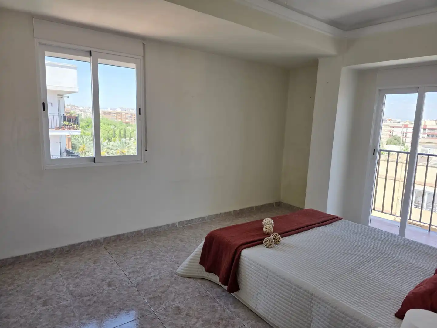 Habitación de Piso en venta en Valencia con Balcón