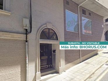Piso con ascensor en venta en CELESTINO POZA PASTRANA 2