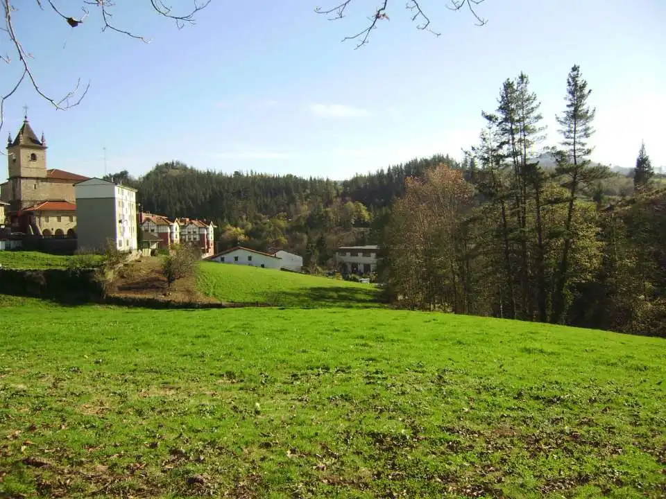 Gebäude zum Verkauf in Mallabia