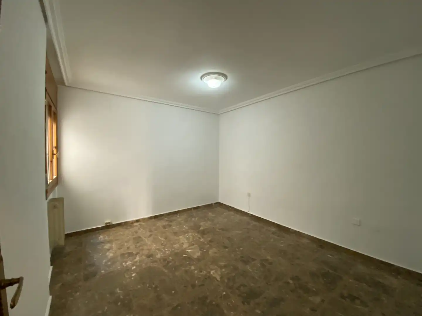 Piso en venta en Ciudad Real con Calefacción, Terraza y Balcón