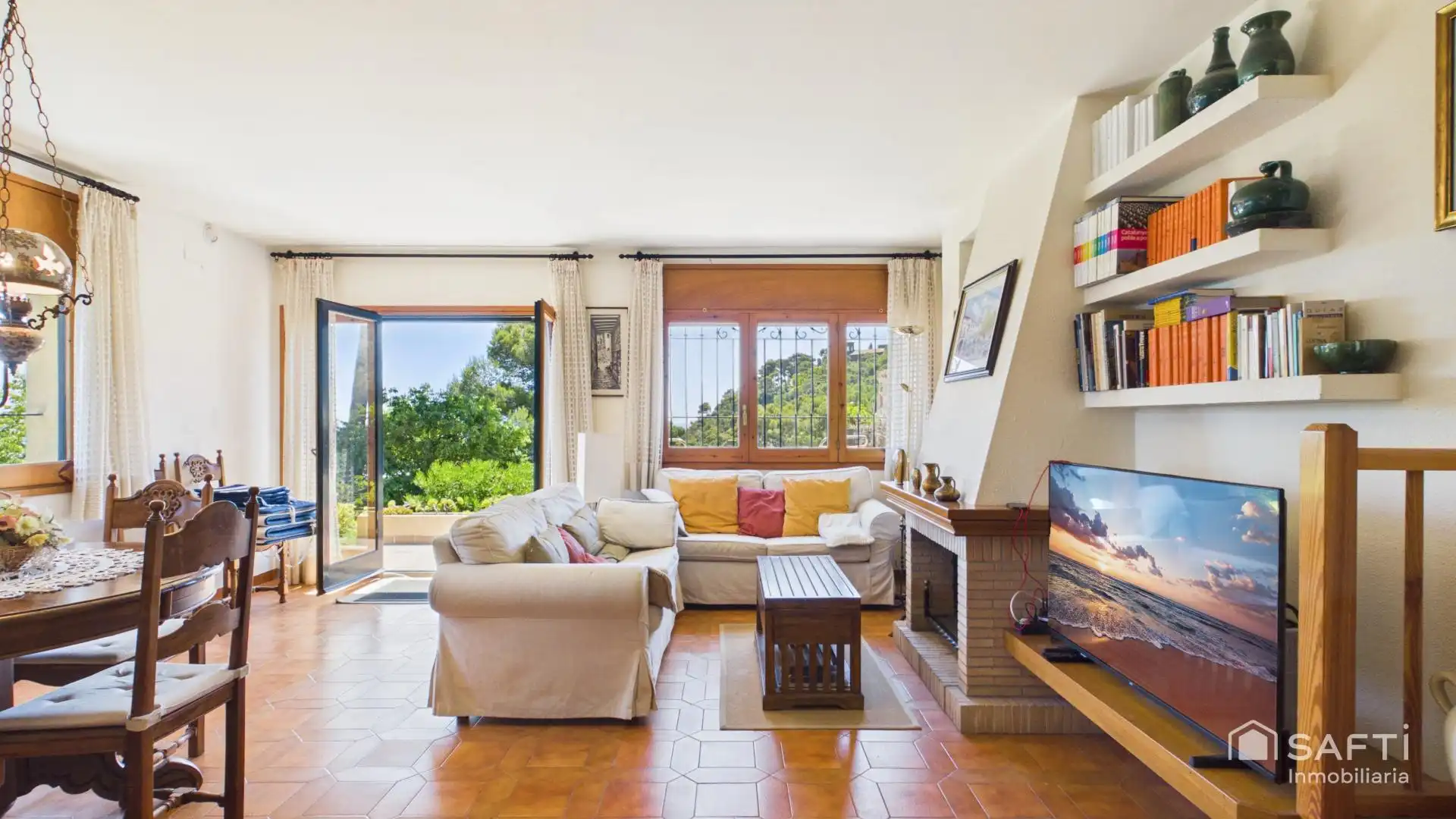 Living room of Detached homes for sale in Palafrugell  with Air Conditioner, Heating and Terrace