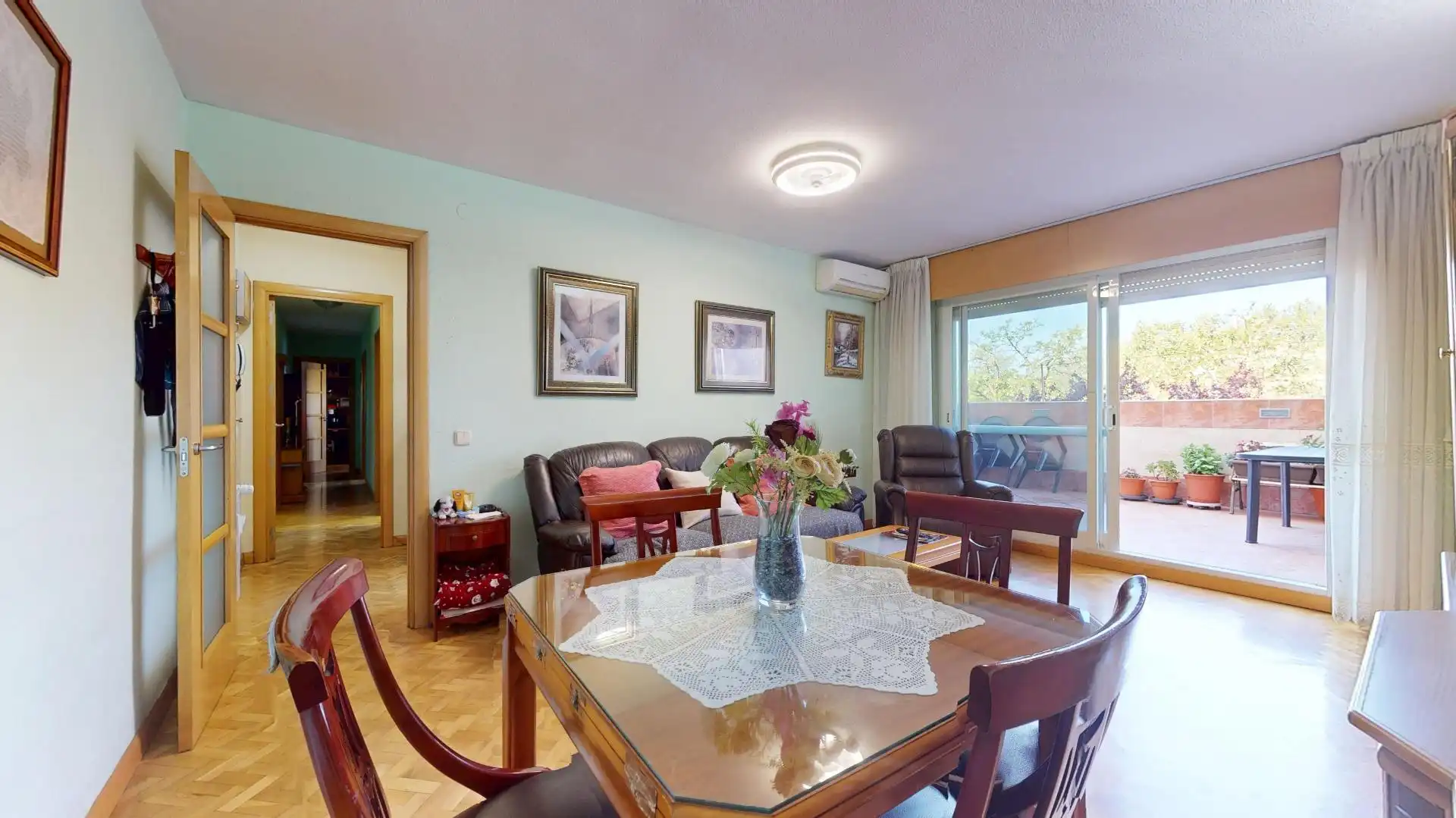 Living room of Flat for sale in Leganés  with Air Conditioner, Heating and Terrace