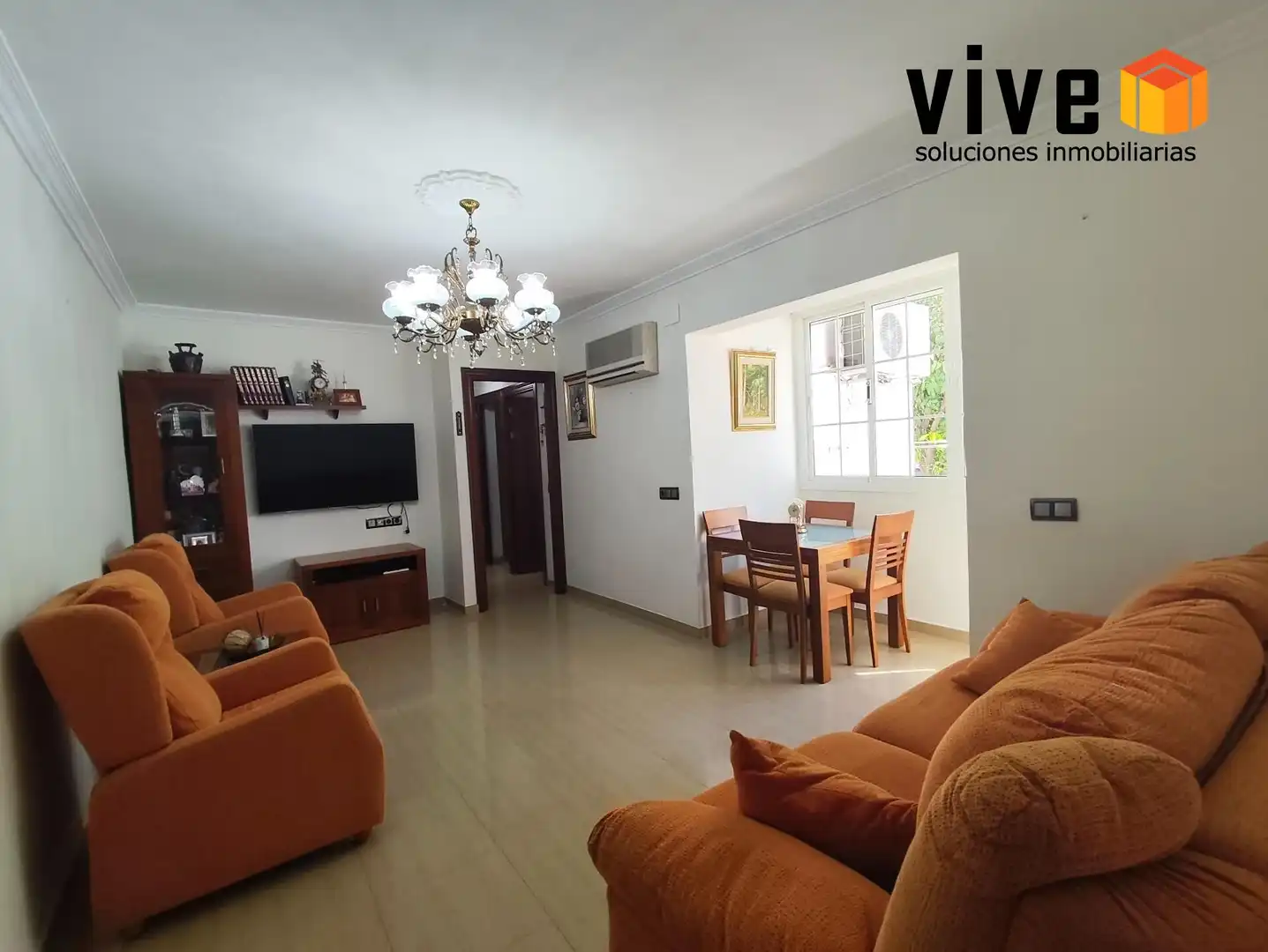 Sala de estar de Piso en venta en  Sevilla Capital con Aire acondicionado