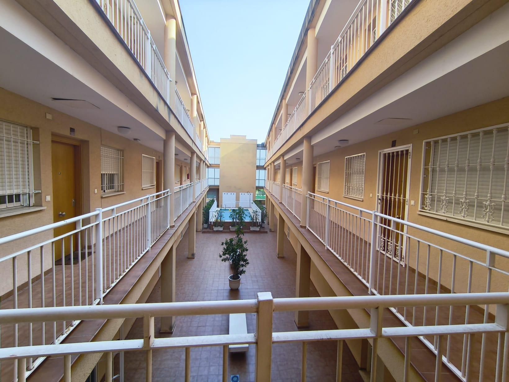 Vista exterior de Piso en venta en Rafal con Piscina comunitaria