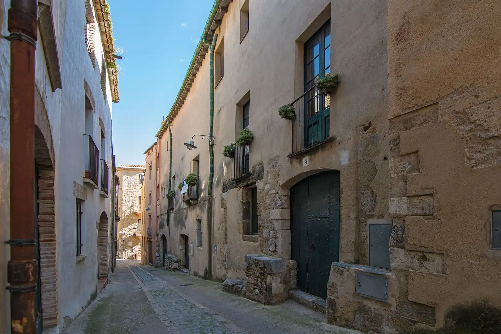 Houses for sale in Peralada