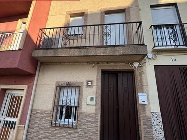 Adossat en venda a Algámitas