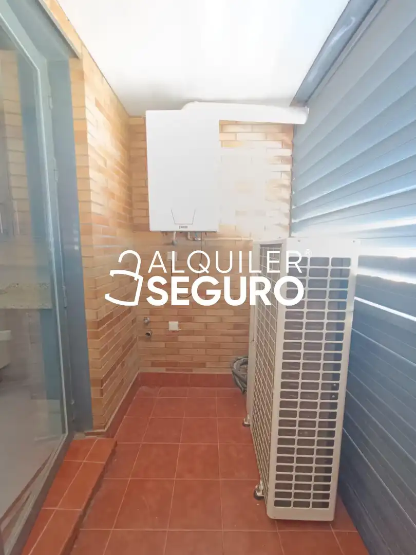 Piso de alquiler en Parla con Aire acondicionado, Calefacción y Terraza