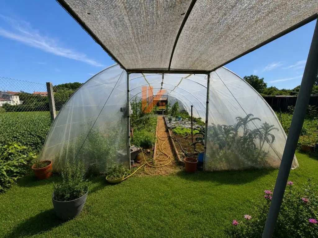 Jardí de Casa o xalet en venda en Santiago de Compostela  amb Jardí privat i Terrassa