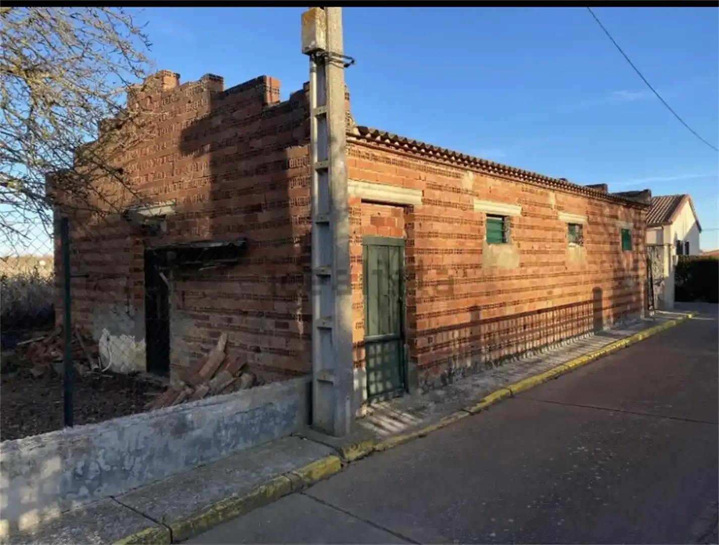 Vista exterior de Casa o xalet en venda en Renedo de la Vega, Palencia