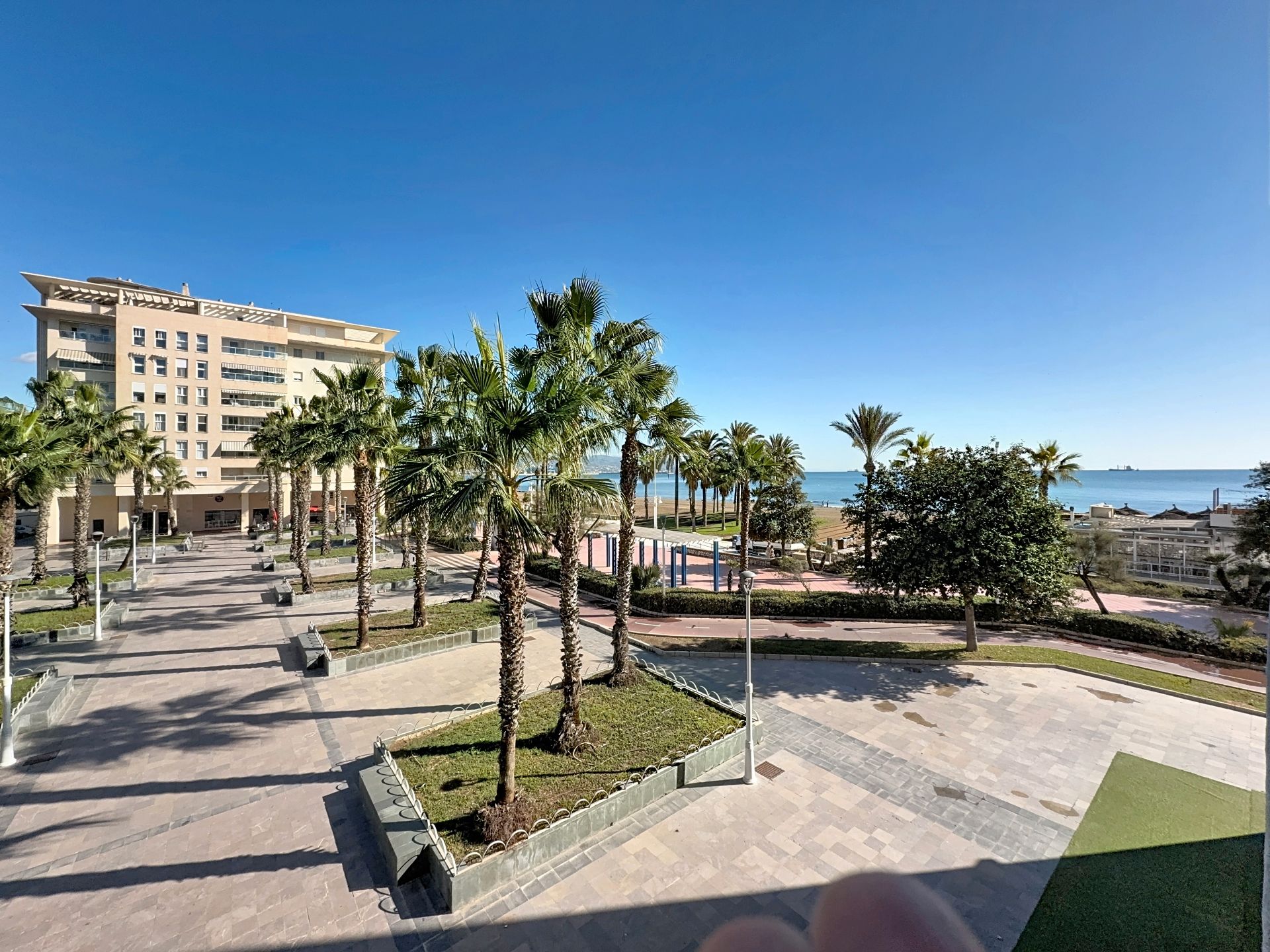 Exterior view of Flat for sale in Málaga Capital  with Air Conditioner, Terrace and Community pool