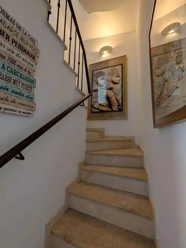 Casa adosada de alquiler en La Línea de la Concepción con Aire acondicionado, Calefacción y Jardín privado
