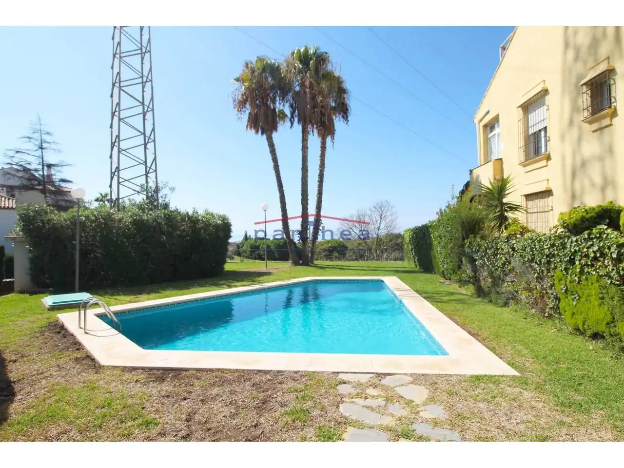 Piscina de Casa adosada en venda en Añoreta Golf - Paraíso del Sol