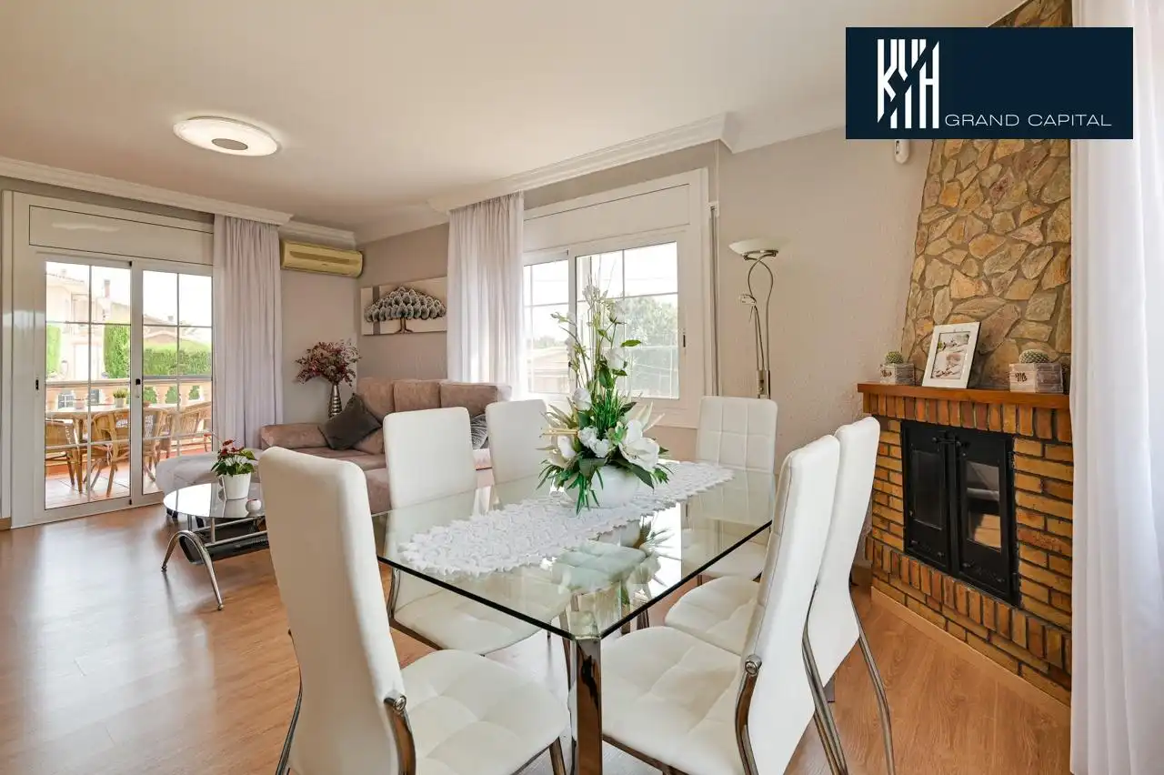 Casa con terraza en venta en Urbanització Llac del Cigne, imagen 19