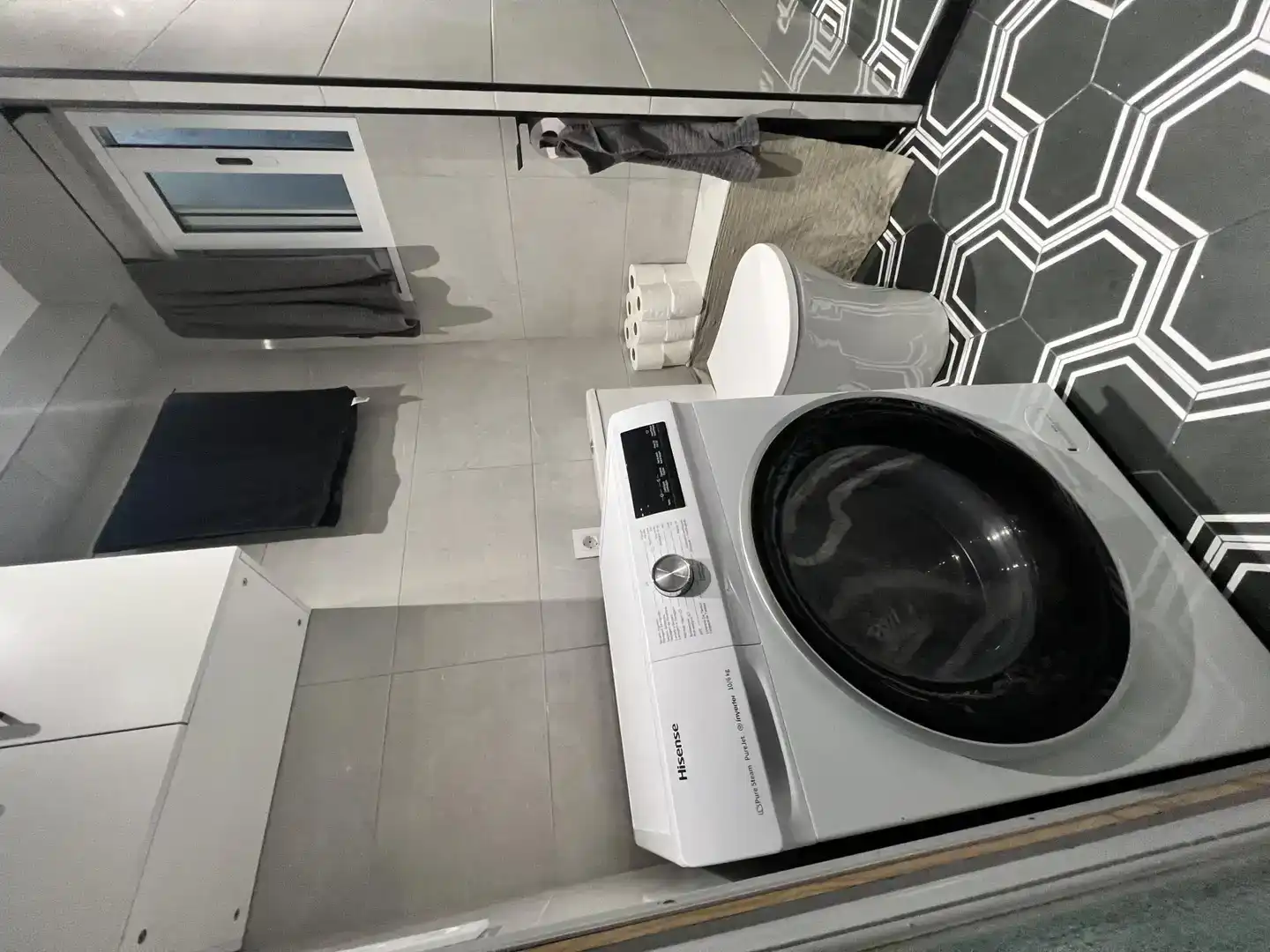 Bany de Apartament de lloguer en  Valencia Capital amb Aire condicionat i Balcó