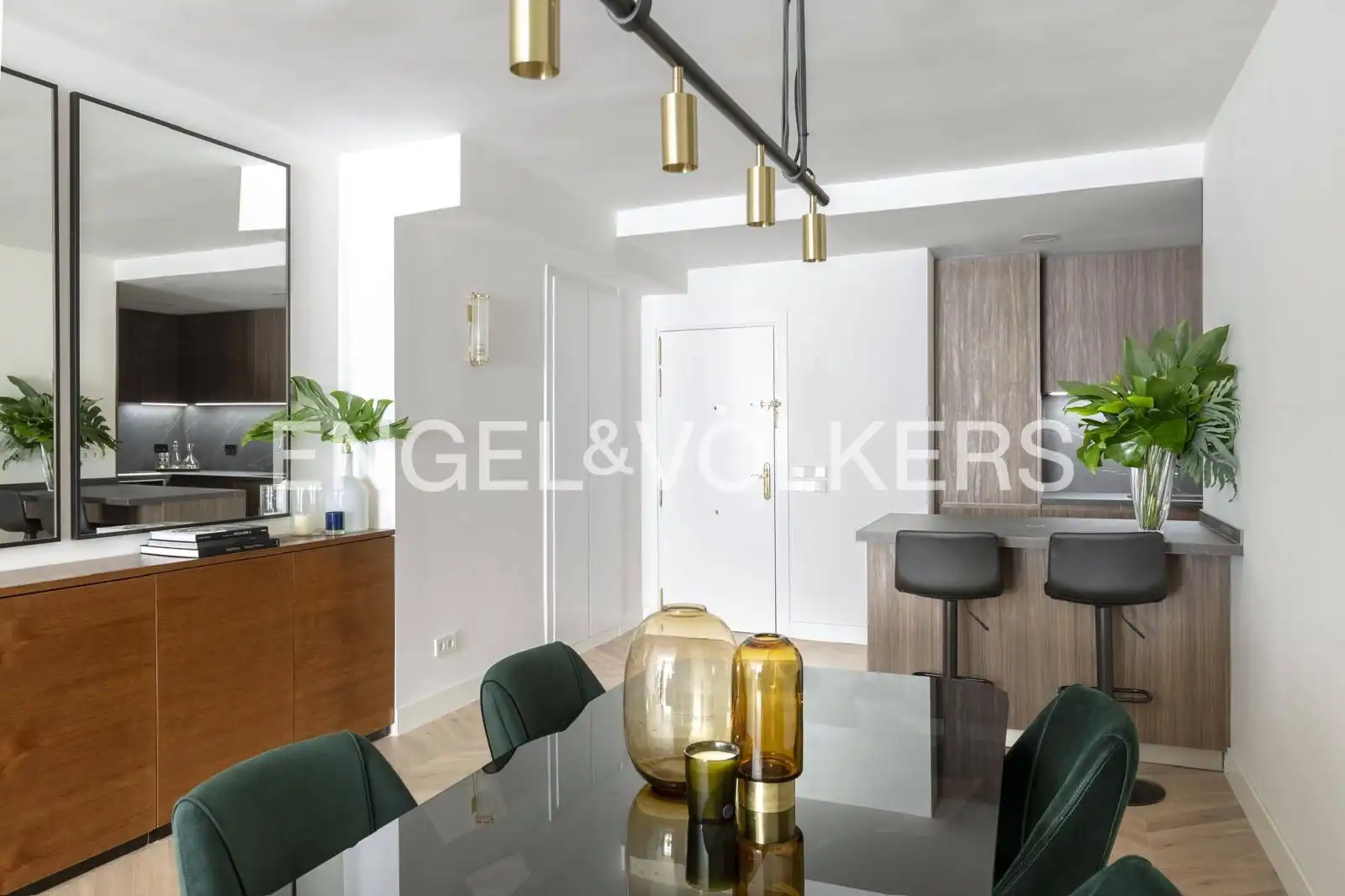 Comedor de Piso de alquiler en Madrid con Aire acondicionado, Calefacción y Parquet