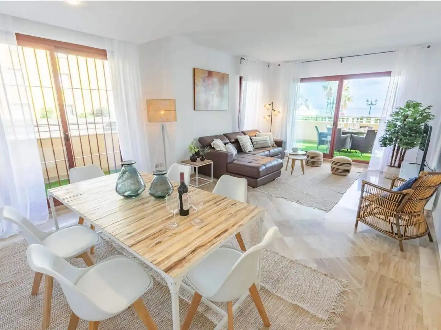 Sala de estar de Piso en venta en Marbella con Aire acondicionado, Terraza y Amueblado