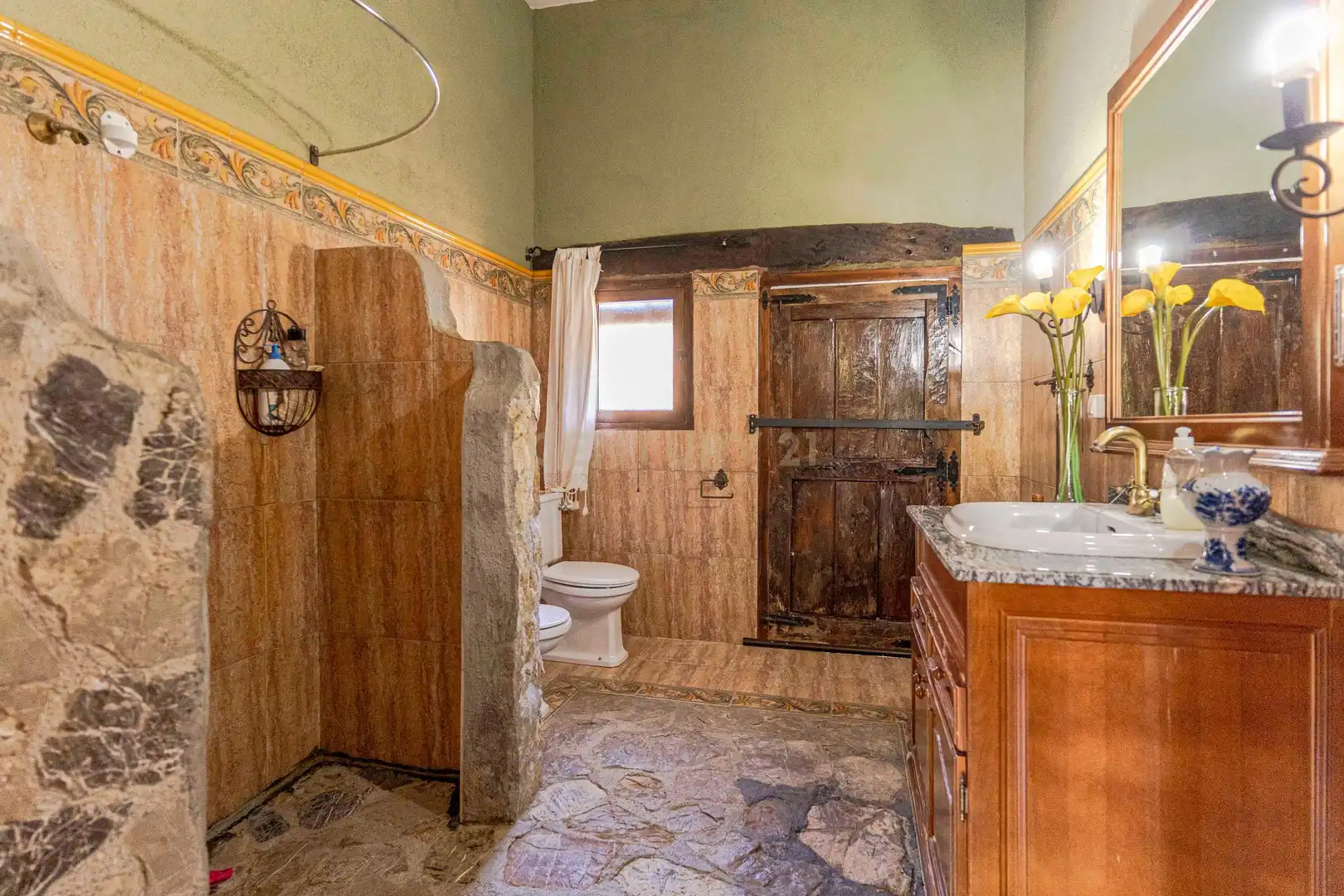 Baño de Casa o chalet en venta en Huelma con Jardín privado y Sauna