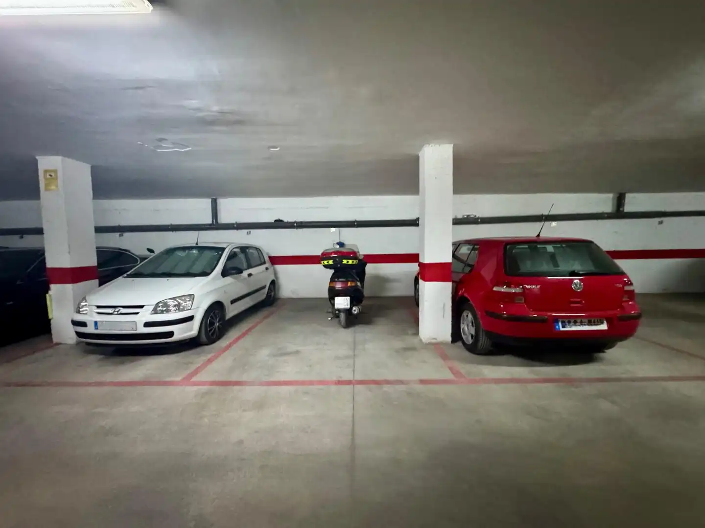 Parking de Ático en venta en Churriana de la Vega con Aire acondicionado, Calefacción y Terraza