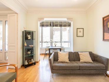 Wohnung mit Balkon zum Verkauf in Paris