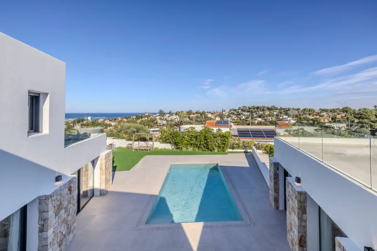 Swimming pool of Houses for sale in Dénia  with Air Conditioner, Heating and Private garden