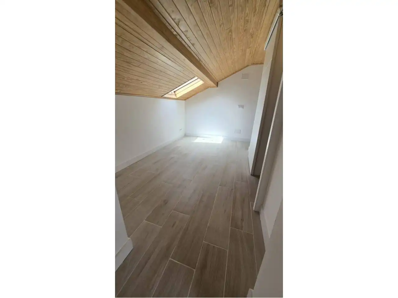 Casa adosada en venta en Vilagarcía de Arousa con Calefacción, Terraza y Amueblado
