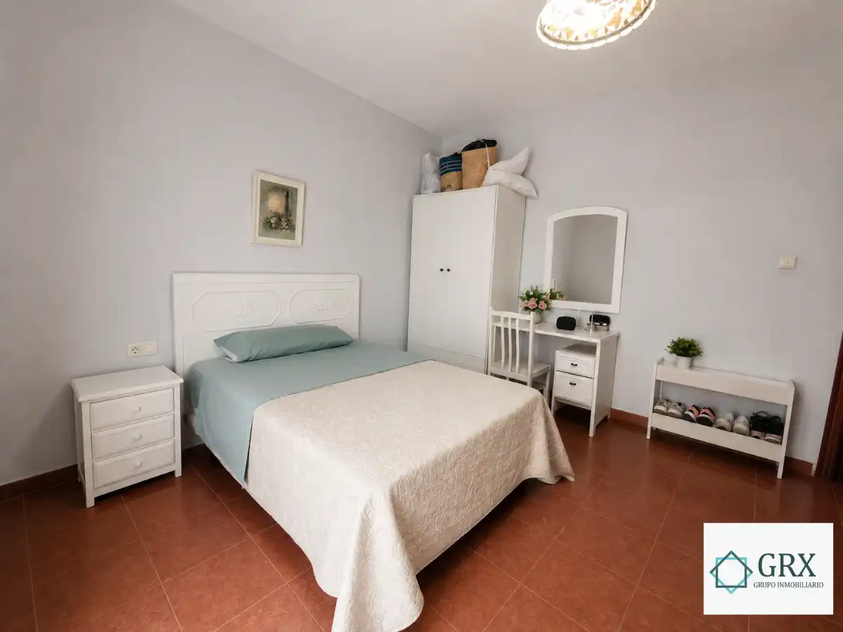 Schlafzimmer von Wohnung zur Miete in Granada mit Klimaanlage, Heizung und Terrasse