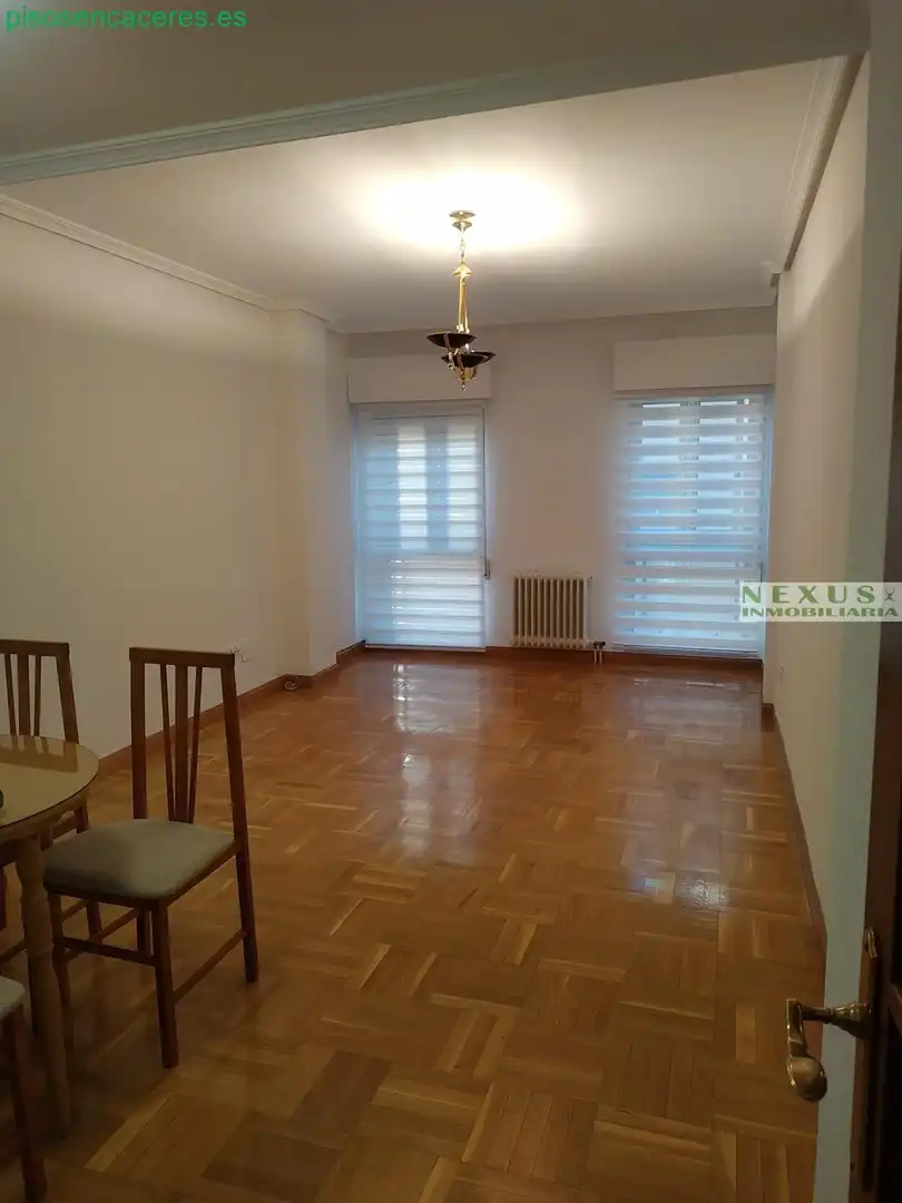 Living room of Flat for rent in Cáceres  with Air Conditioner and Heating