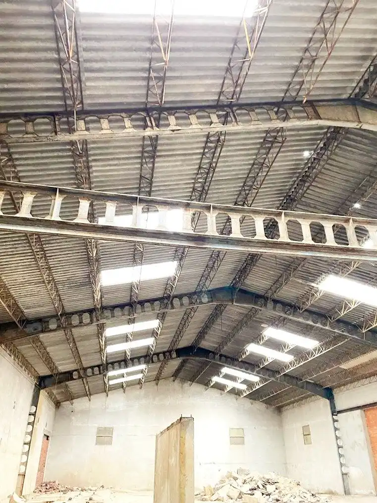 Außenansicht von Fabrik Grundstücke zum Verkauf in Villamayor