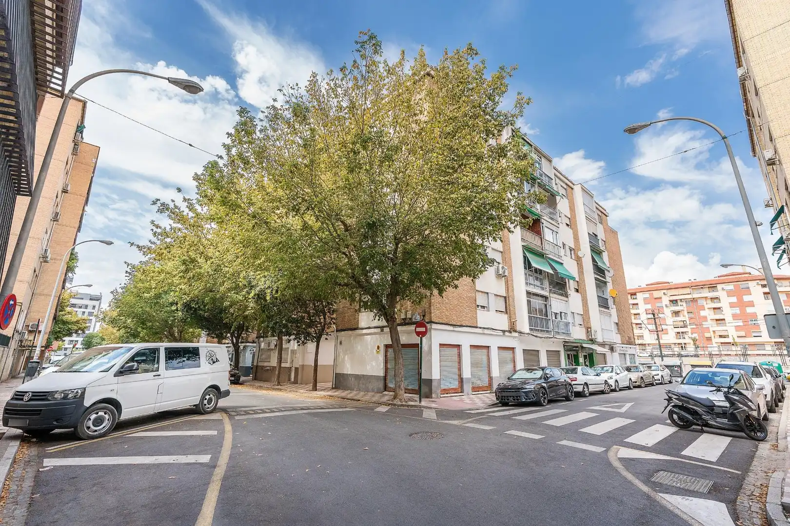 Vista exterior de Piso en venta en Granada con Aire acondicionado