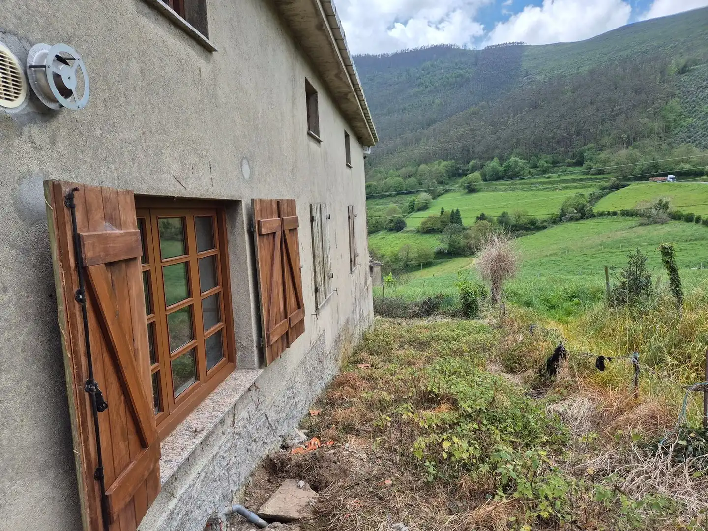 Vista exterior de Casa o chalet en venta en Vegadeo con Trastero y Piscina