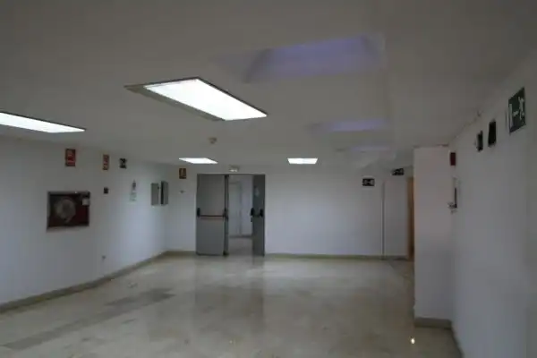 Oficina en venda a Casco Antiguo, imagen 5