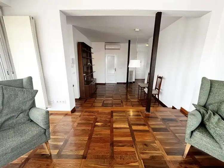 Sala de estar de Ático de alquiler en Madrid con Aire acondicionado, Calefacción y Parquet