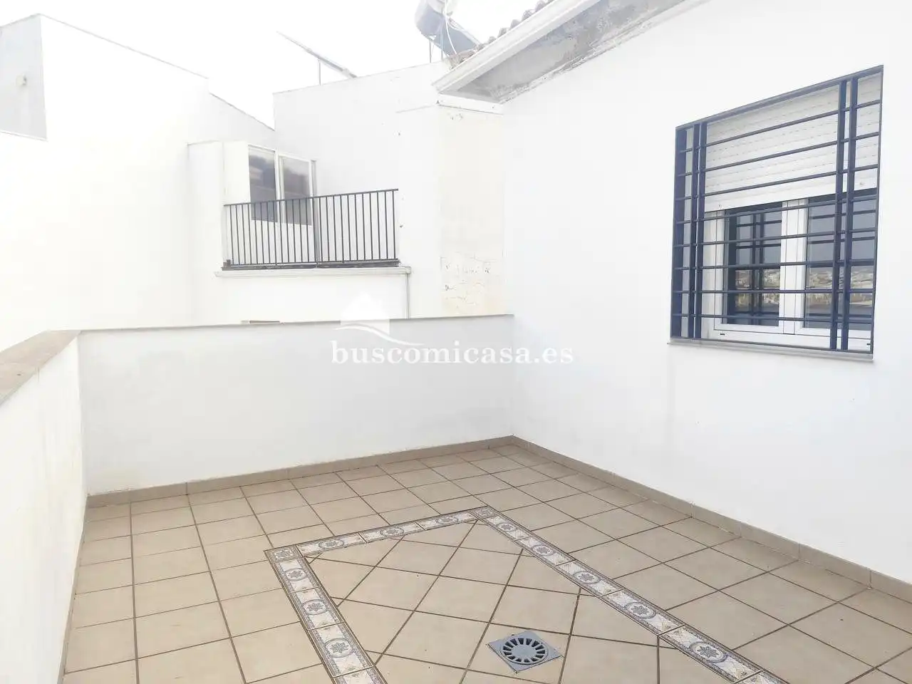 Terrassa de Casa adosada en venda en Fuerte del Rey amb Aire condicionat, Calefacció i Jardí privat